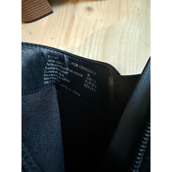 White Mountain booties - Picture 7 of 7